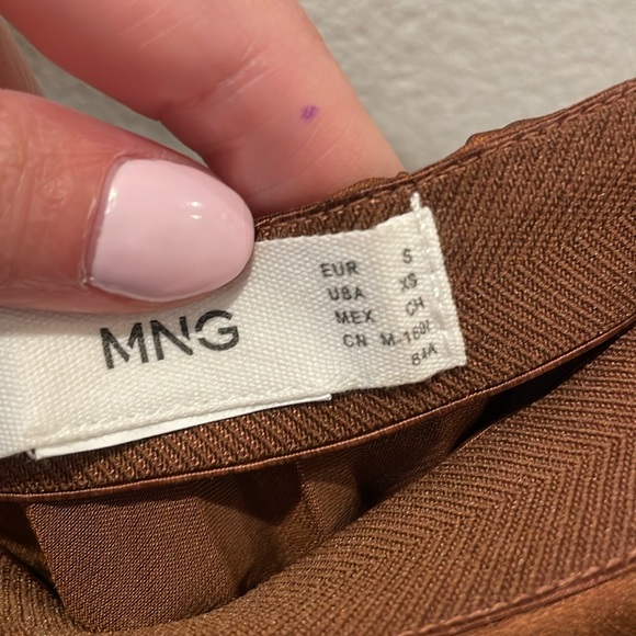 NWOT: 🤎MANGO Pleated Satin Top XS Brown - Picture 8 of 8
